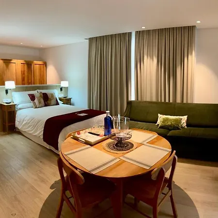 Turisticos La Plaza Aparthotel