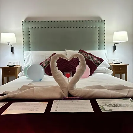 Aparthotel Turisticos La Plaza